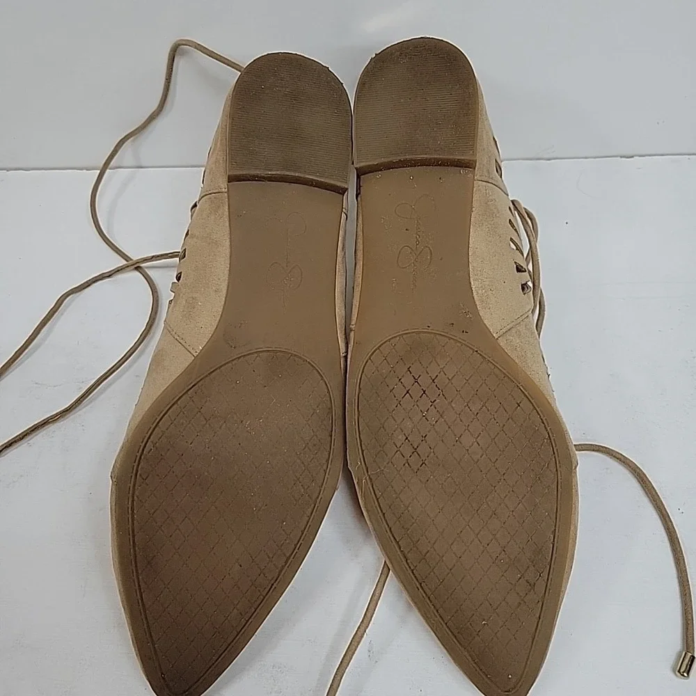 Jessican Simpson 9.5 M Flat Almond Toe Rear Zip Lace Up Non Slip Preppy Trendy